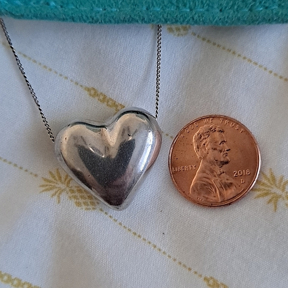 Tiffany & Co *RARE* Puffed Heart Pendant necklace